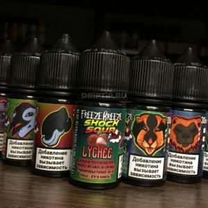 Freeze Breeze Shock Sour Salt - Black Currant Ice Freeze Breeze Shock Sour Salt - Black Currant Ice